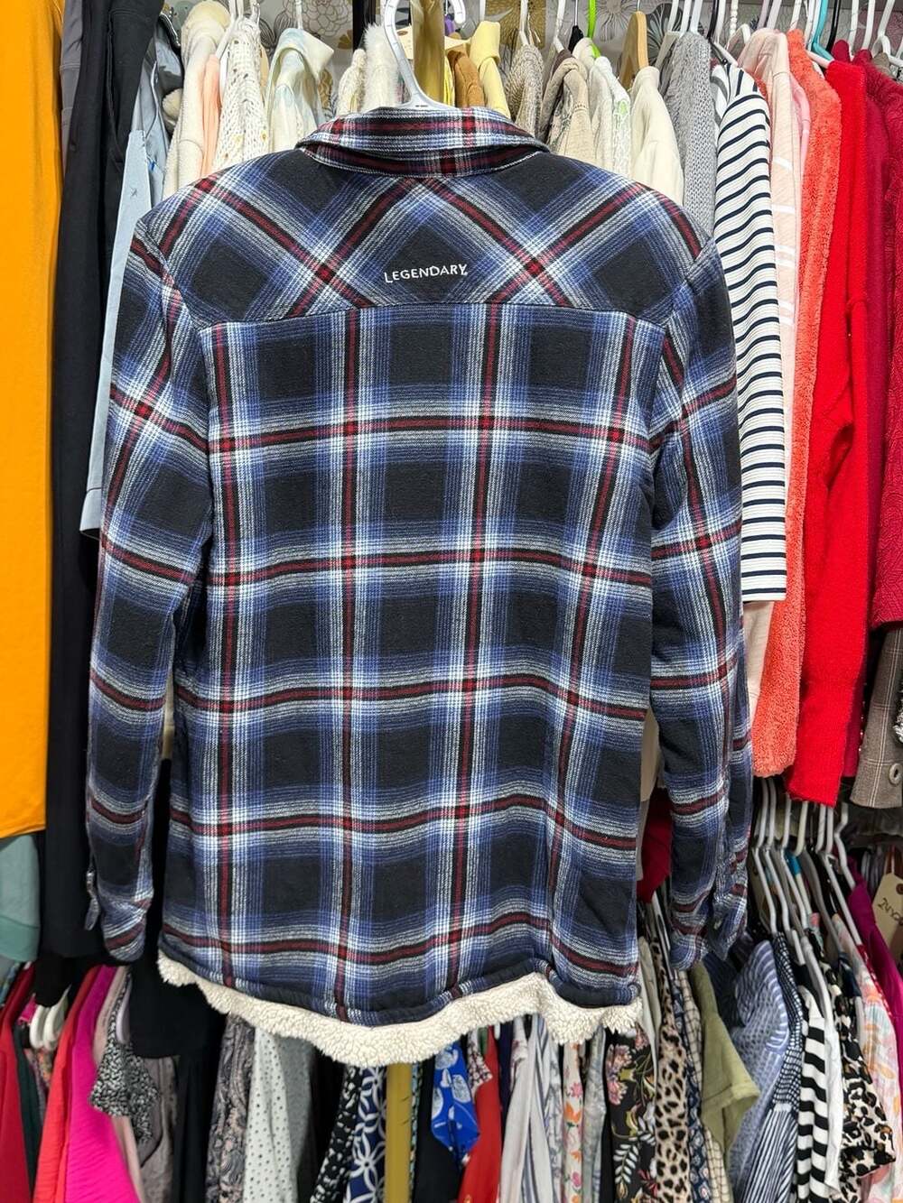 Legendary Whitetails Sherpa Lined Flannel Shirt Size M Blue Plaid - Picture 8 of 12
